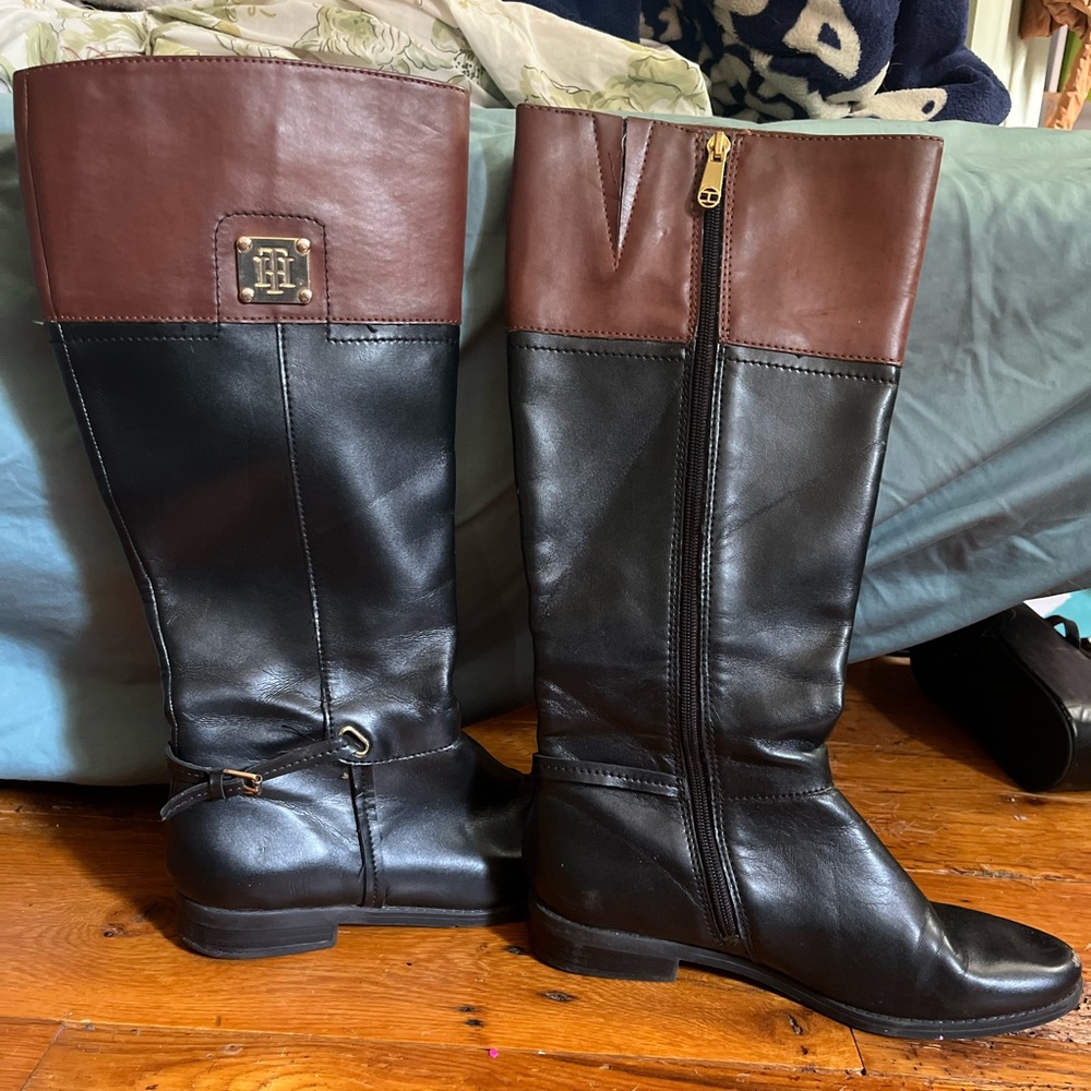 Hilfiger. Two tone knee-high fall/winter boot. Fun flannel interior.